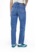 Jean infaltables 90´S azul medio bota recta con desgastes
